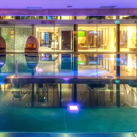 Alpenhotel & *** Hotel 3*
