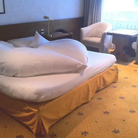 Alpenhotel & *** 3* Seefeld in Tirol
